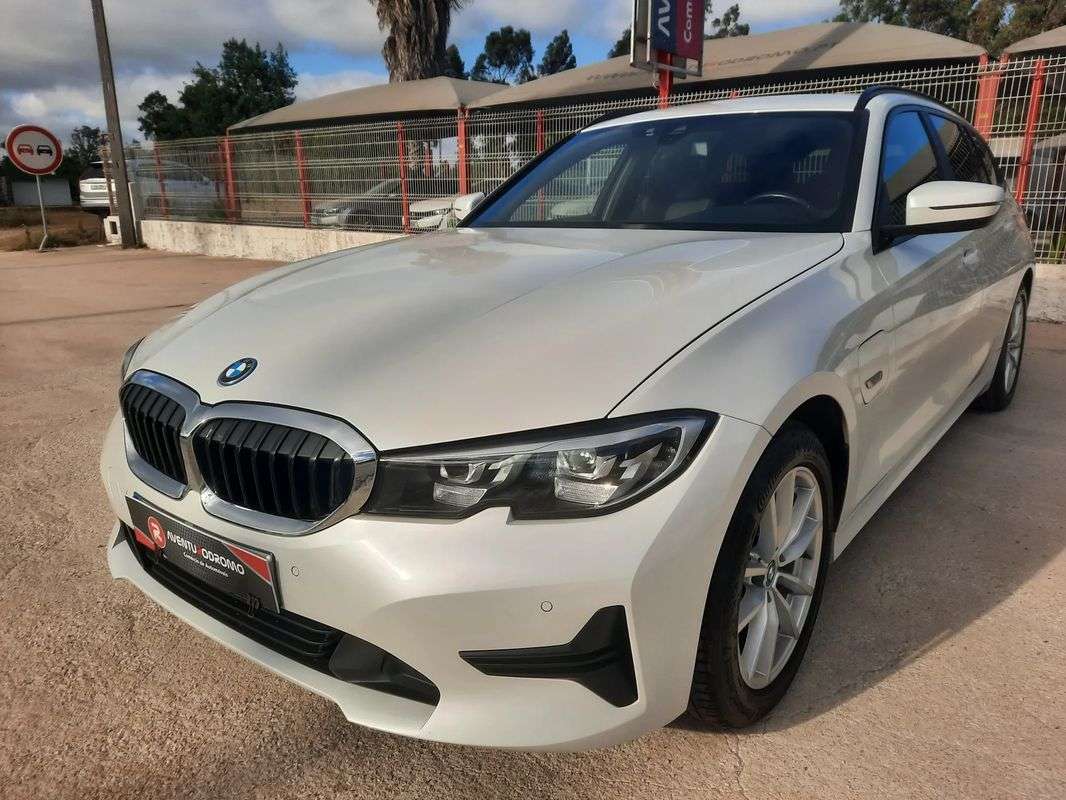 bmw-serie-3-2022-hibrido-a-gasolina-1998cc