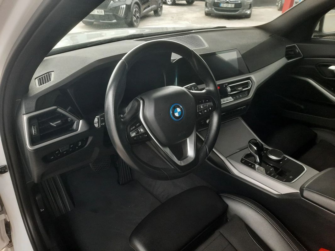 bmw-serie-3-2022-hibrido-a-gasolina-1998cc