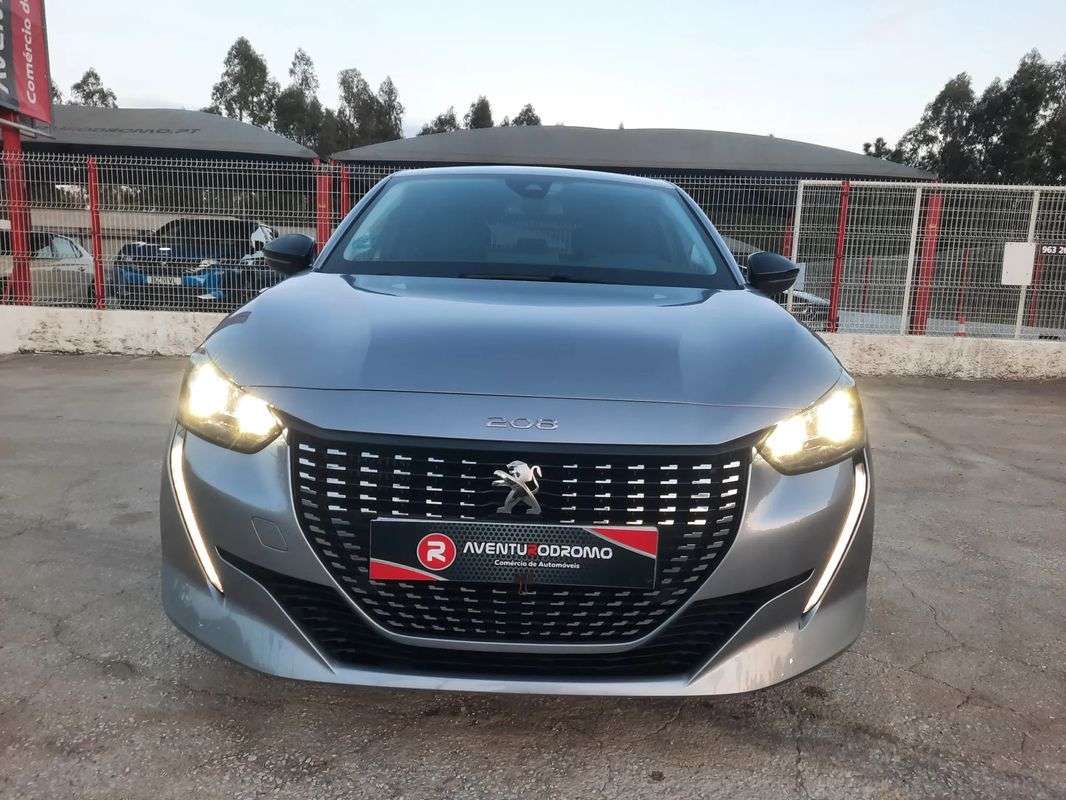 peugeot-208-2023-gasolina-1199cc