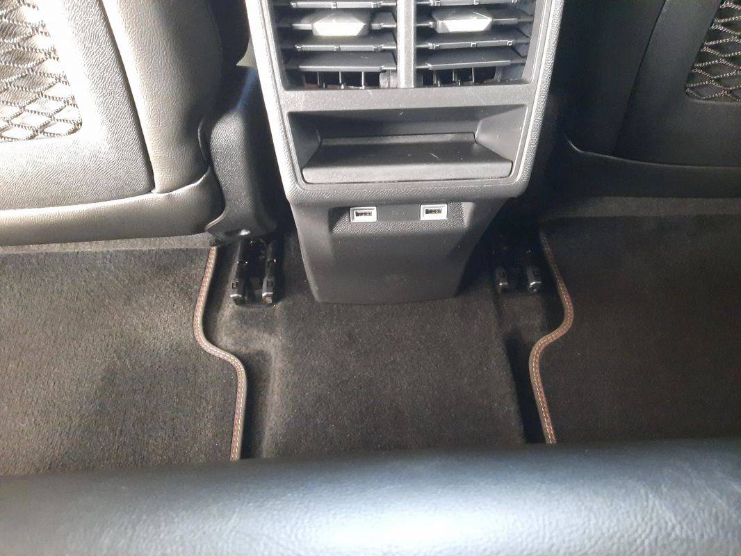 ds-ds-7-crossback-2022-hibrido-a-gasolina-1598cc