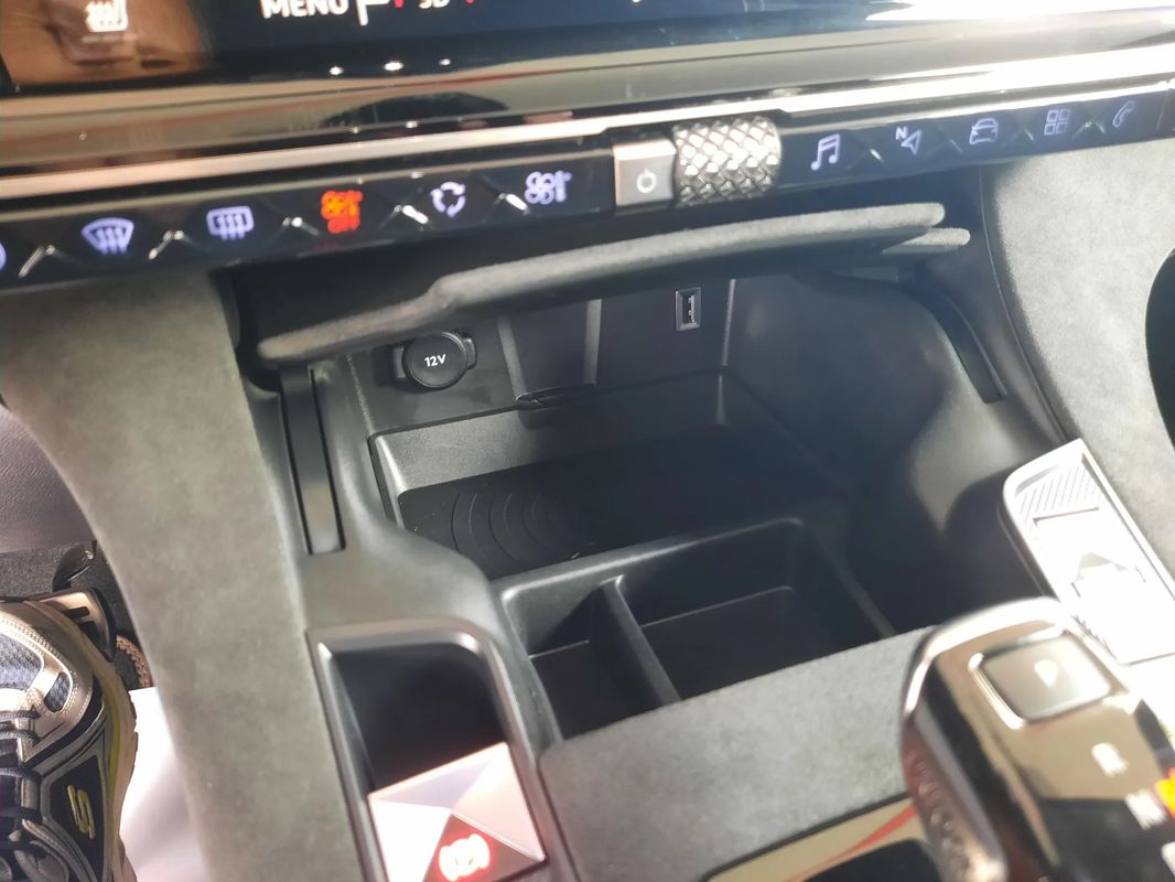 ds-ds-7-crossback-2022-hibrido-a-gasolina-1598cc