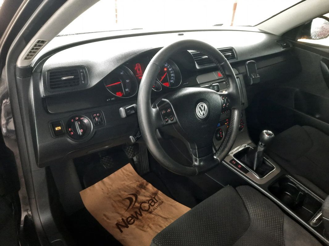volkswagen-passat-variant-2007-diesel-1968cc