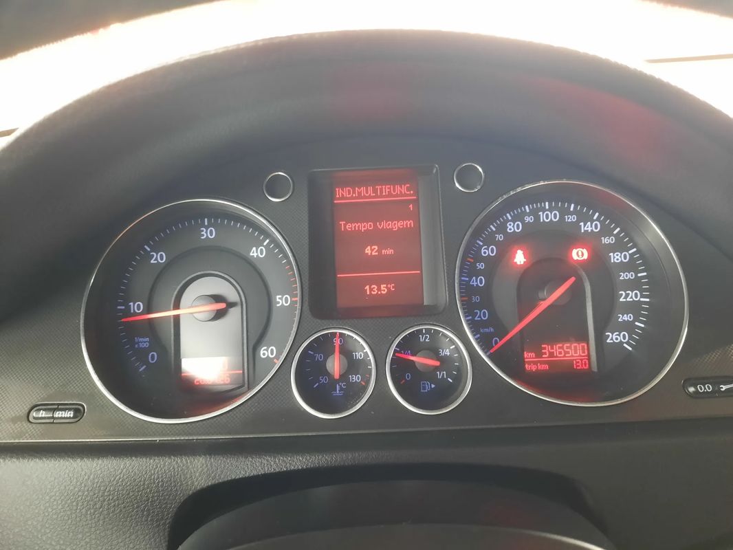 volkswagen-passat-variant-2007-diesel-1968cc