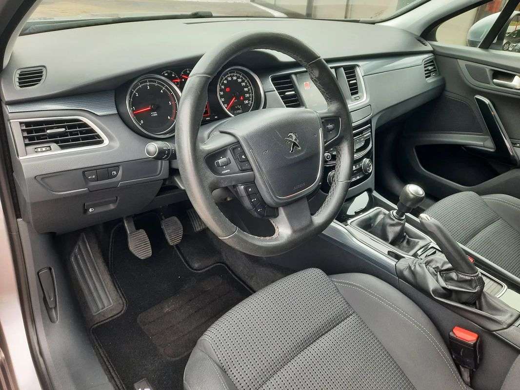 peugeot-508-sw-2017-diesel-1560cc