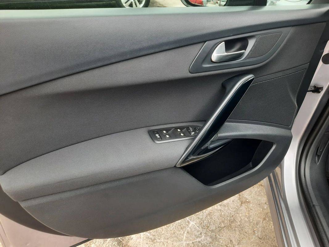 peugeot-508-sw-2017-diesel-1560cc