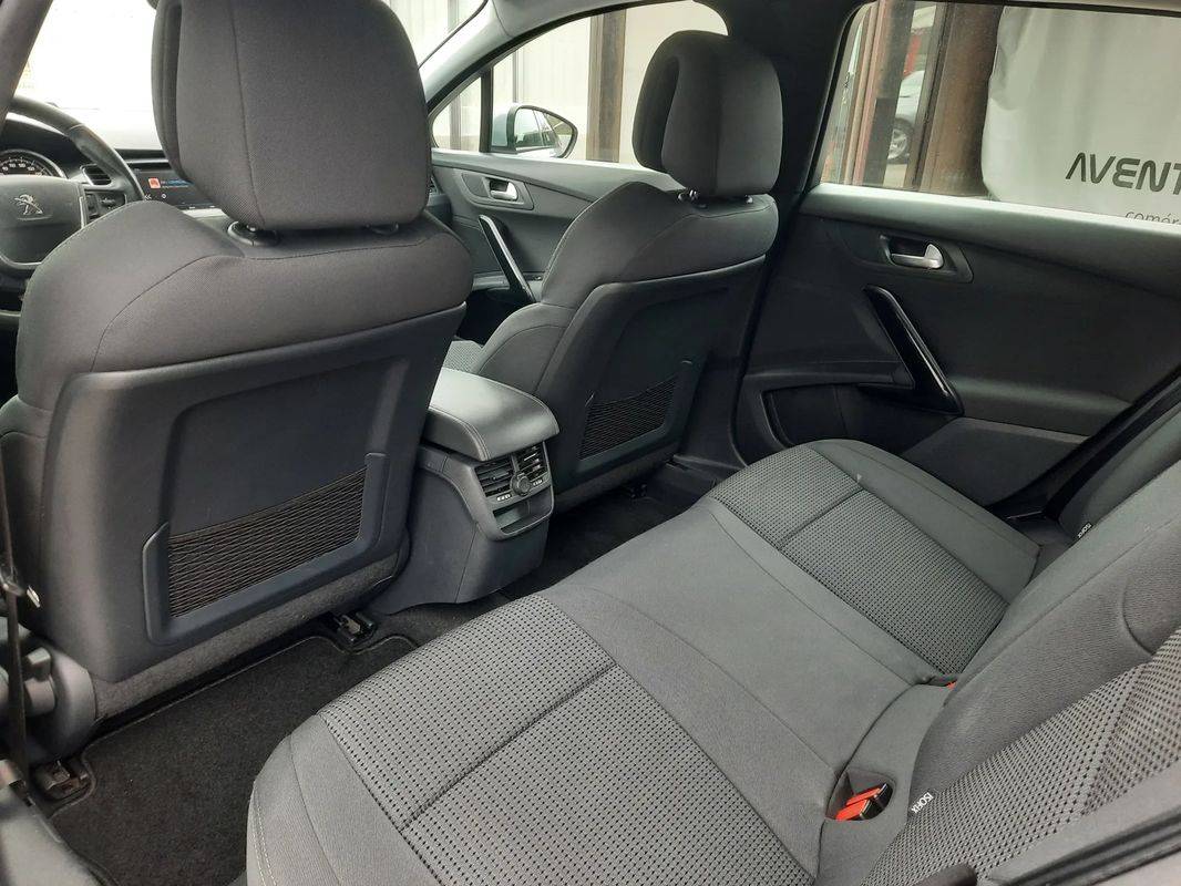 peugeot-508-sw-2017-diesel-1560cc