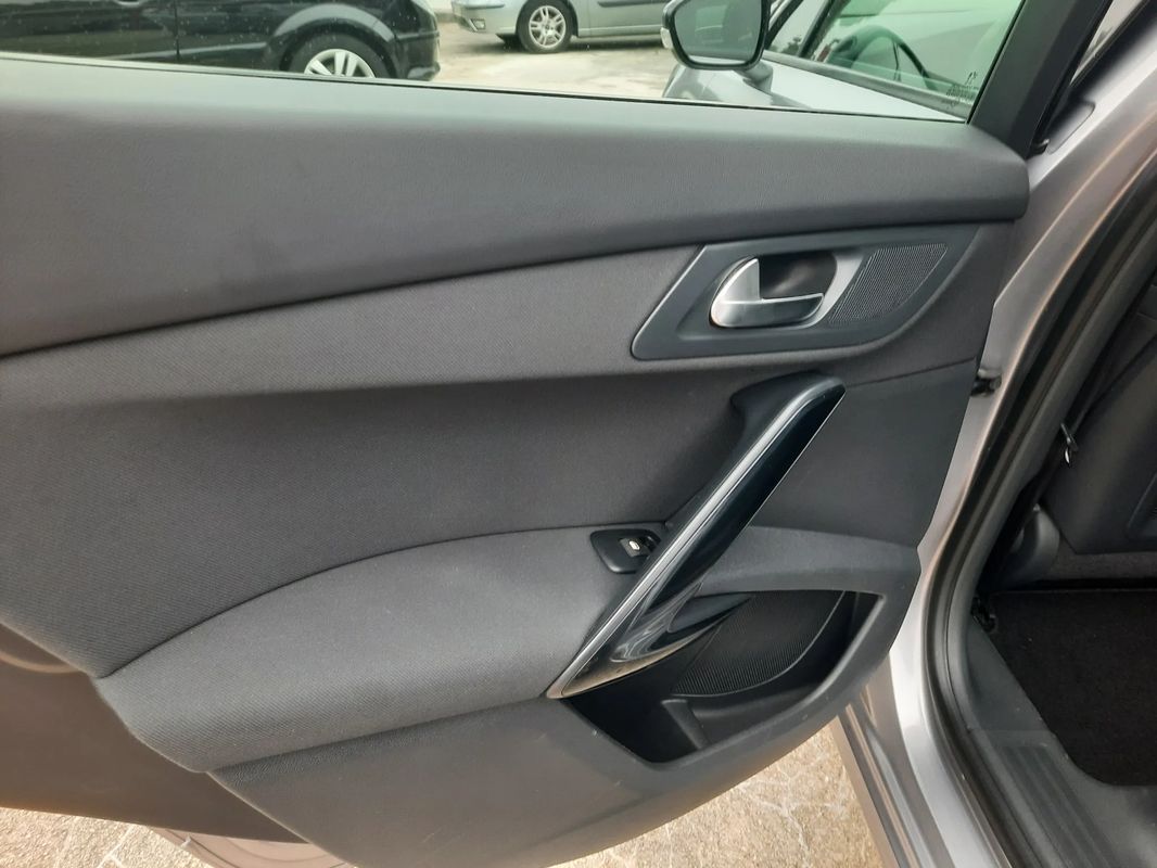 peugeot-508-sw-2017-diesel-1560cc