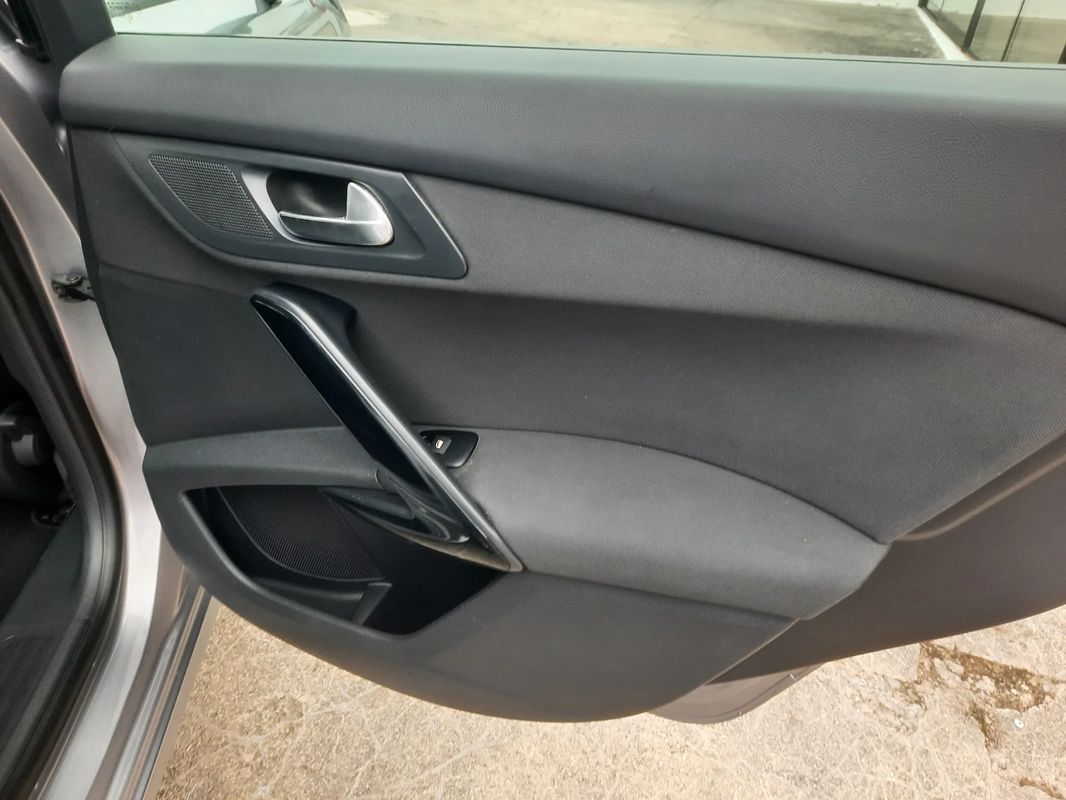 peugeot-508-sw-2017-diesel-1560cc