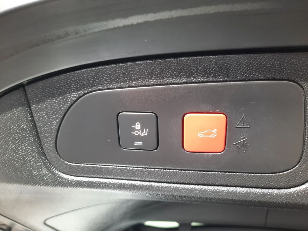 ds-ds-7-2022-hibrido-a-gasolina-1598cc