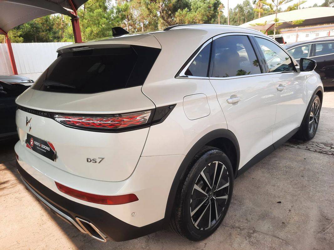 ds-ds-7-crossback-2023-hibrido-a-gasolina-1598cc