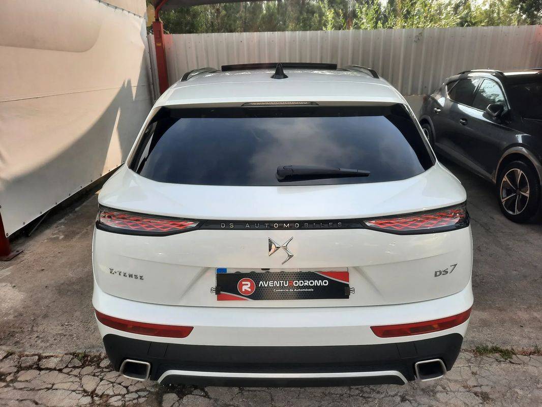 ds-ds-7-crossback-2023-hibrido-a-gasolina-1598cc