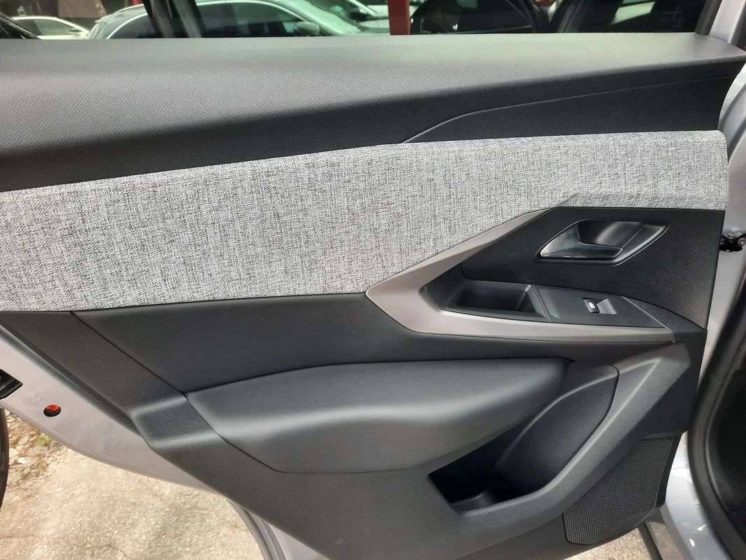 peugeot-3008-2025-gasolina-1199cc