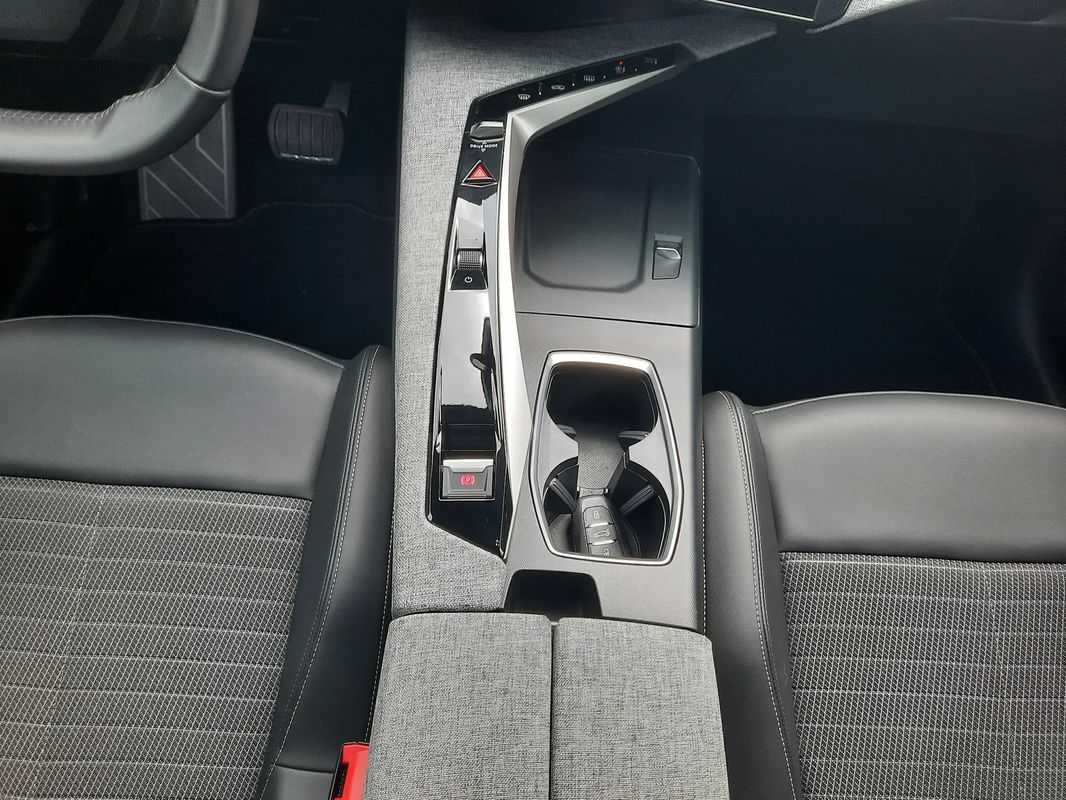 peugeot-3008-2025-gasolina-1199cc