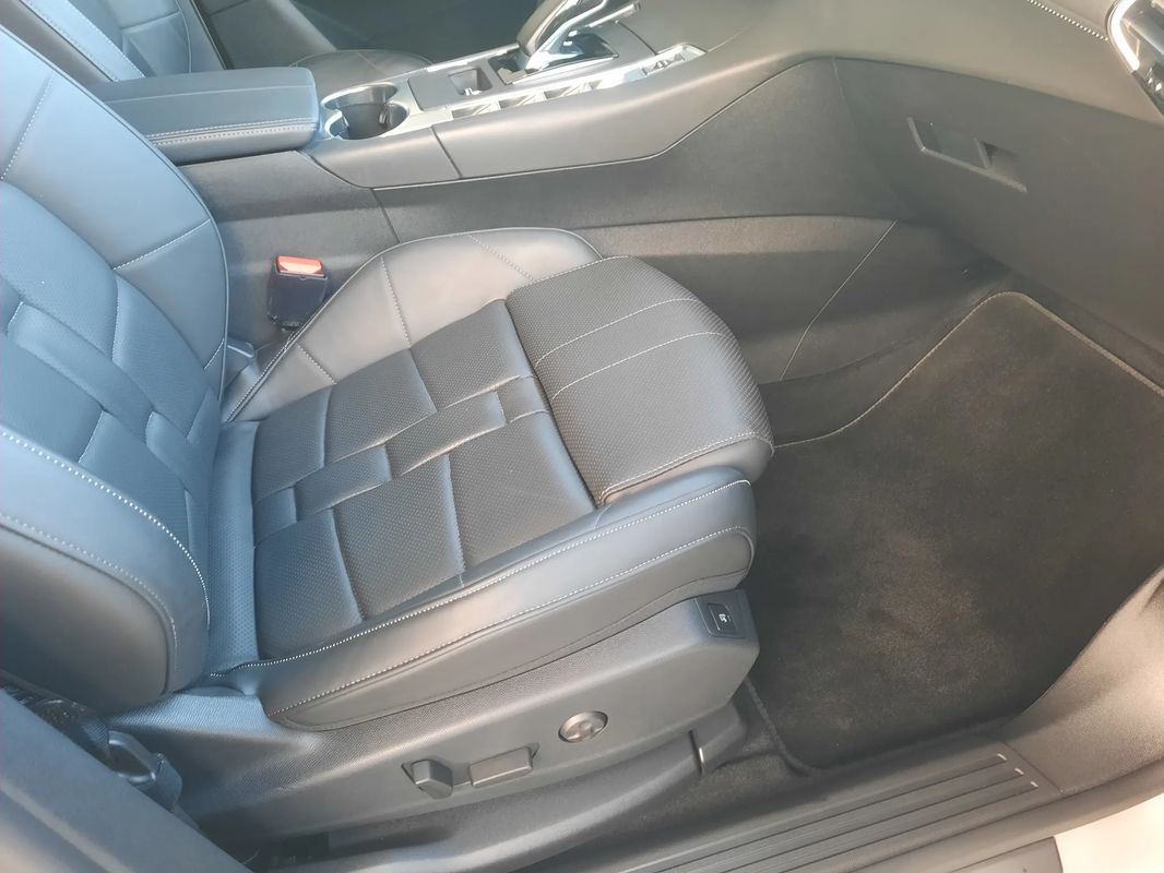 ds-ds-7-crossback-2022-hibrido-a-gasolina-1598cc