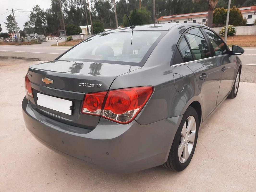 chevrolet-cruze-2010-diesel-1991cc
