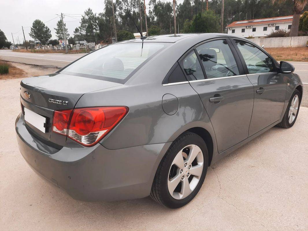 chevrolet-cruze-2010-diesel-1991cc