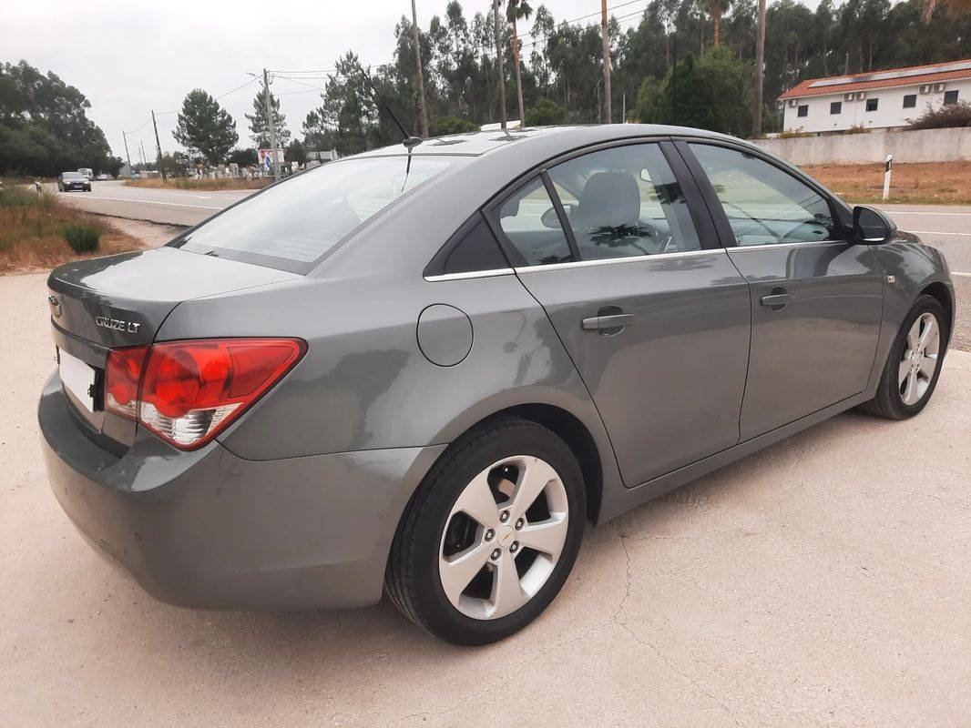 chevrolet-cruze-2010-diesel-1991cc