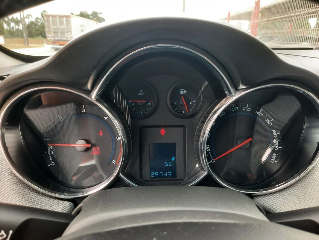 chevrolet-cruze-2010-diesel-1991cc