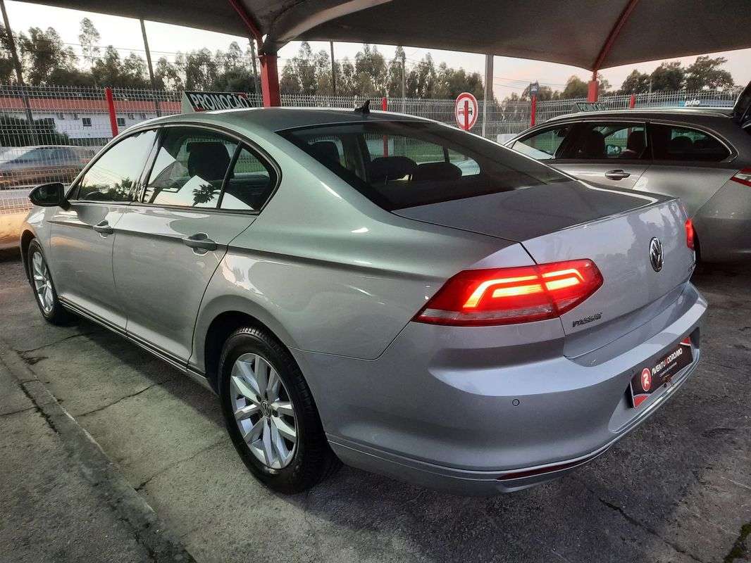 volkswagen-passat-2017-diesel-1598cc