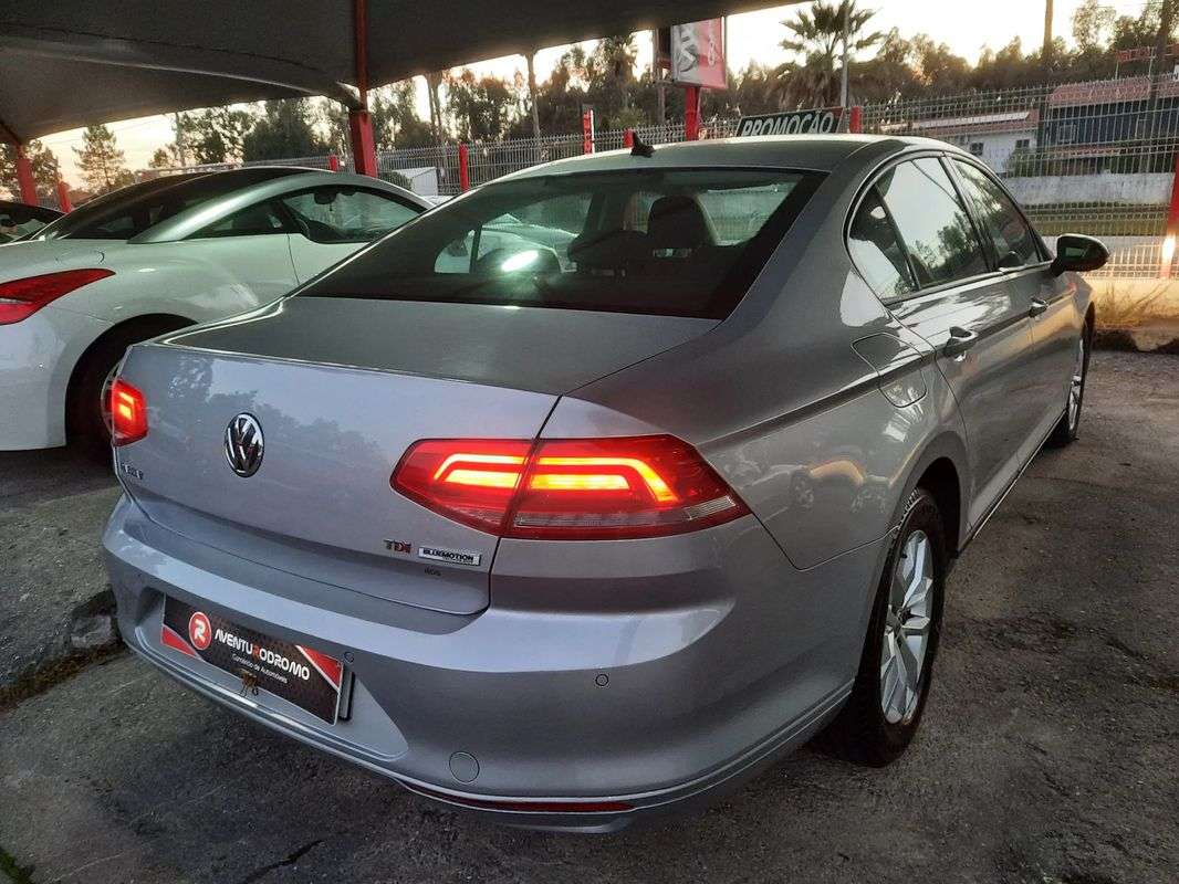 volkswagen-passat-2017-diesel-1598cc