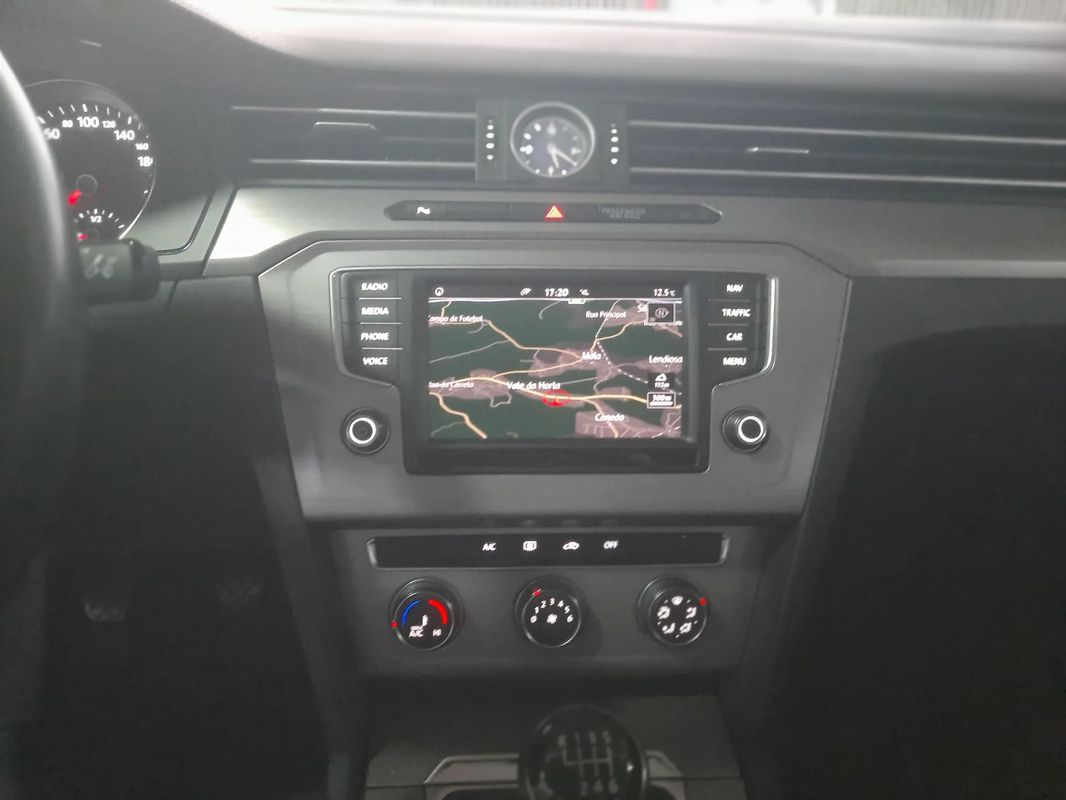 volkswagen-passat-2017-diesel-1598cc