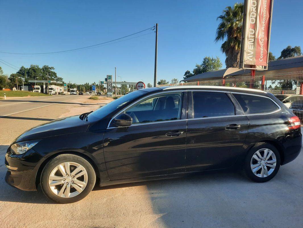 peugeot-308-sw-2015-diesel-1560cc