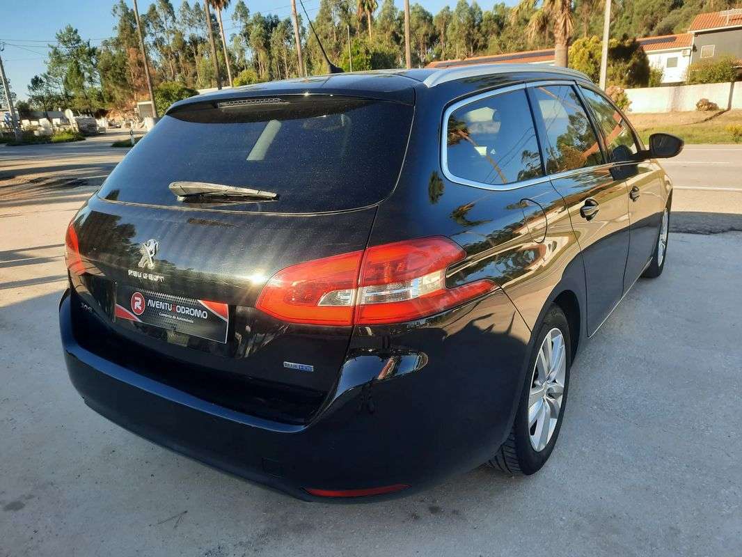 peugeot-308-sw-2015-diesel-1560cc