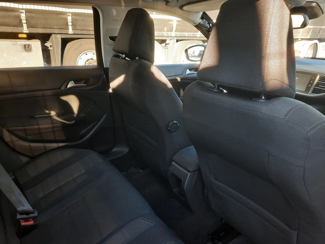 peugeot-308-sw-2015-diesel-1560cc