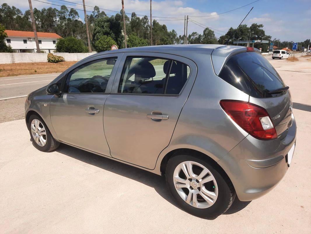 opel-corsa-2010-diesel-1248cc