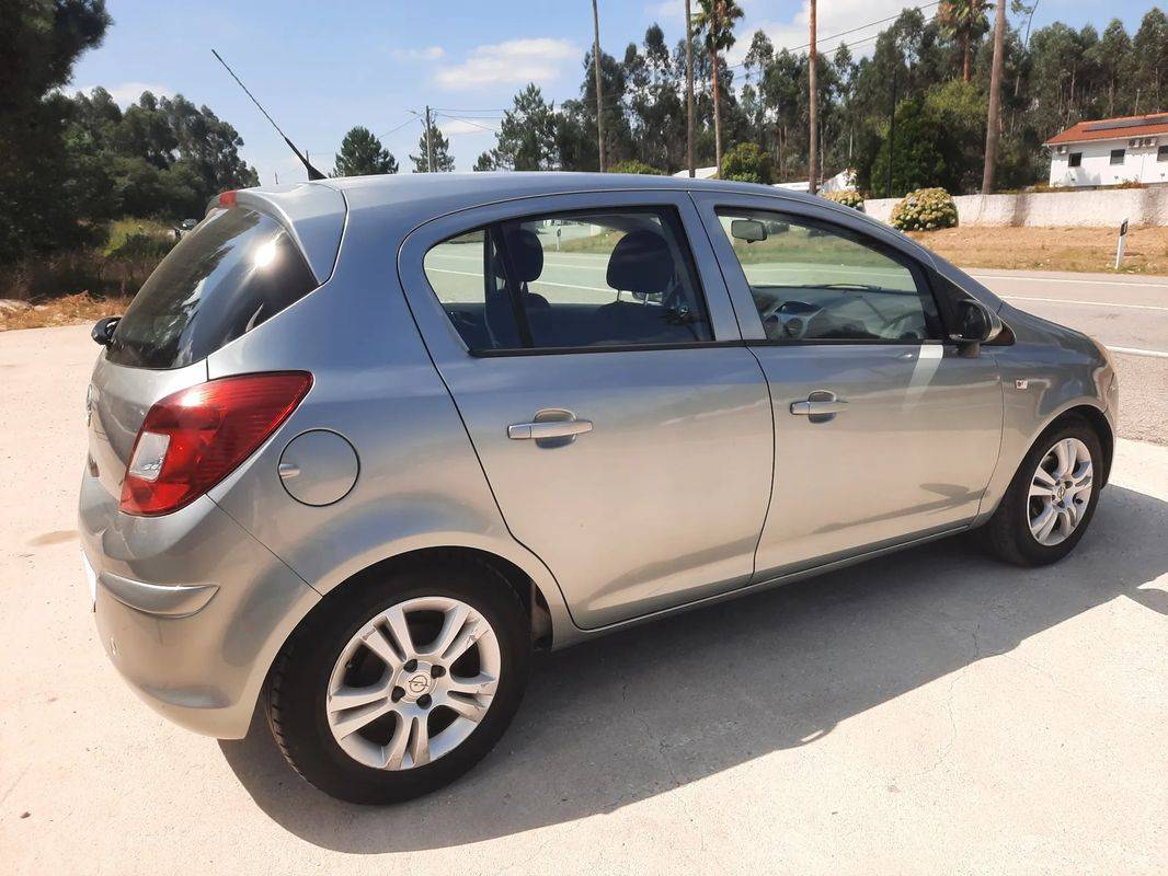 opel-corsa-2010-diesel-1248cc