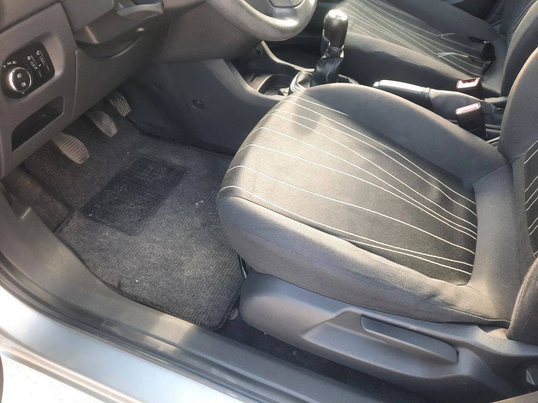opel-corsa-2010-diesel-1248cc