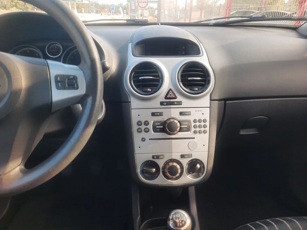 opel-corsa-2010-diesel-1248cc