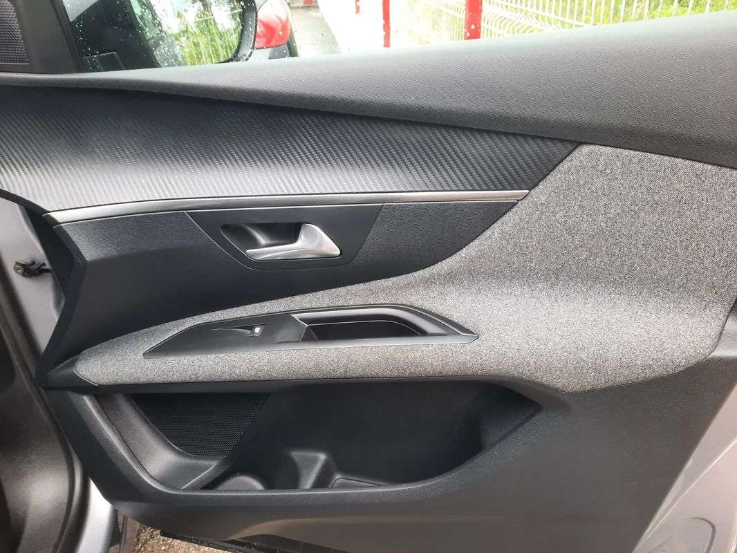 peugeot-3008-2017-diesel-1560cc