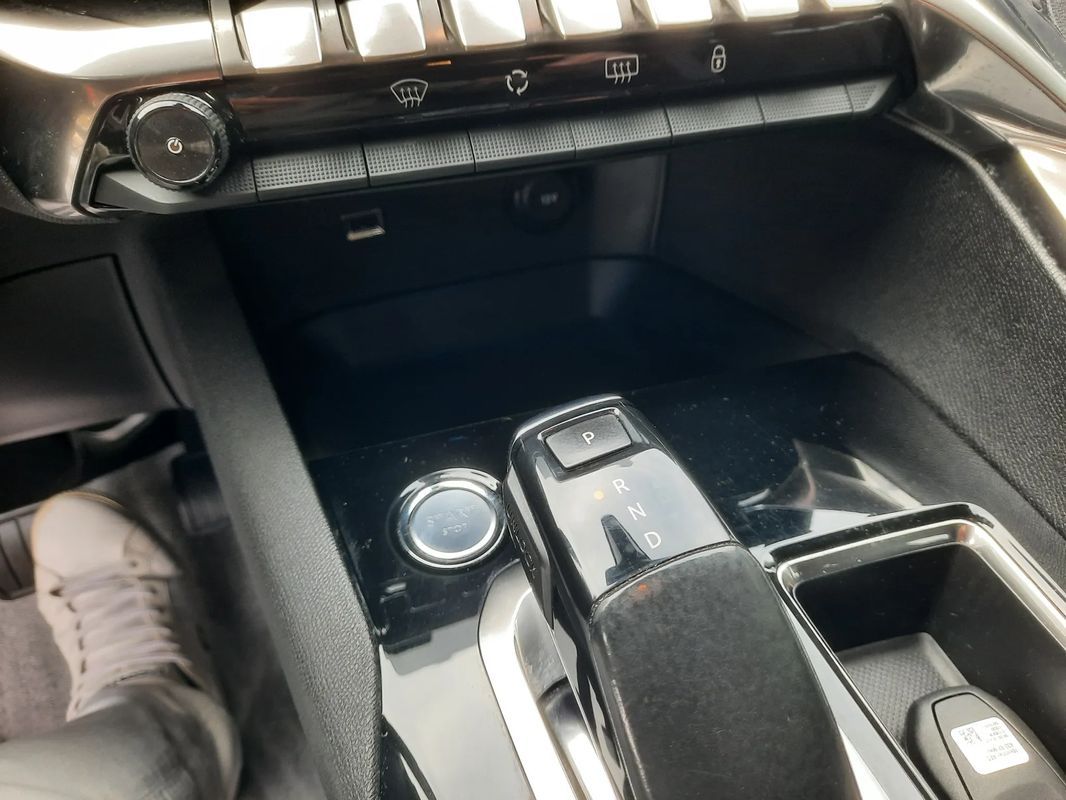 peugeot-3008-2017-diesel-1560cc