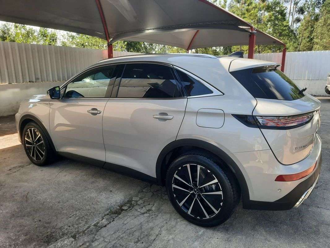 ds-ds-7-crossback-2023-hibrido-a-gasolina-1598cc