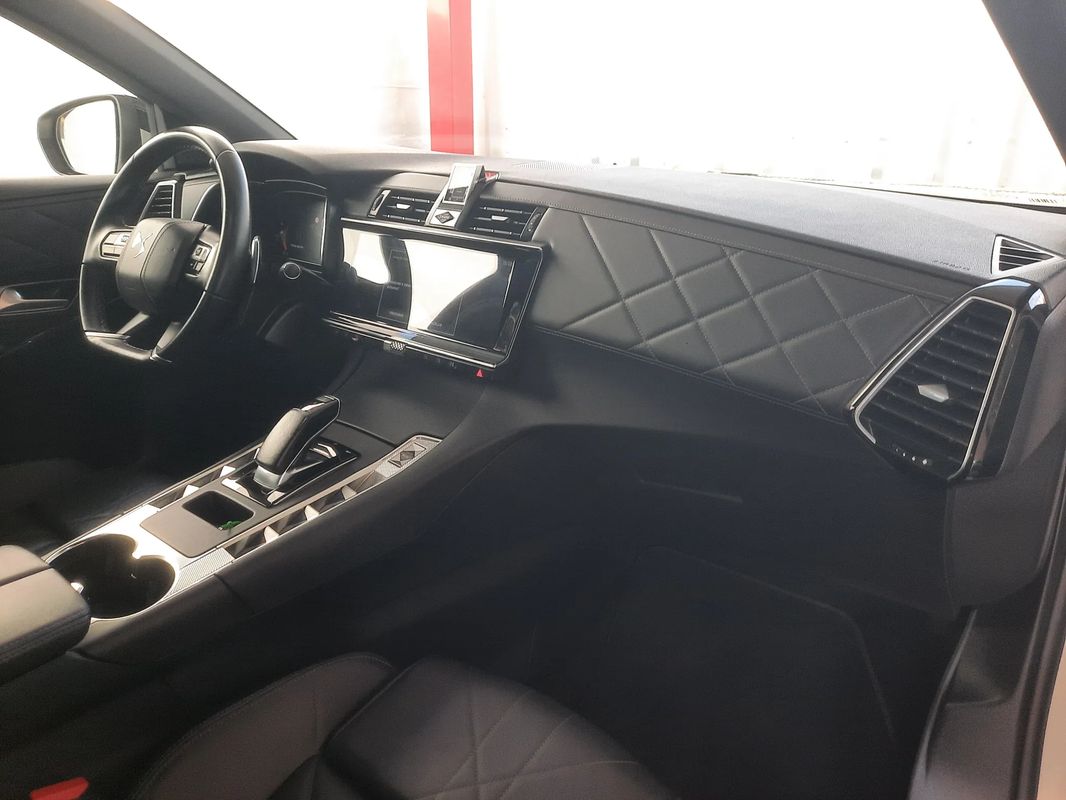 ds-ds-7-crossback-2023-hibrido-a-gasolina-1598cc