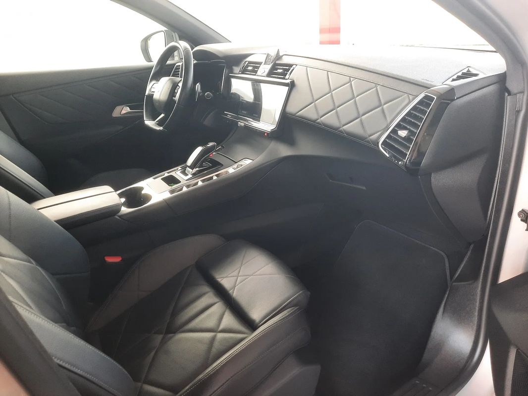 ds-ds-7-crossback-2023-hibrido-a-gasolina-1598cc