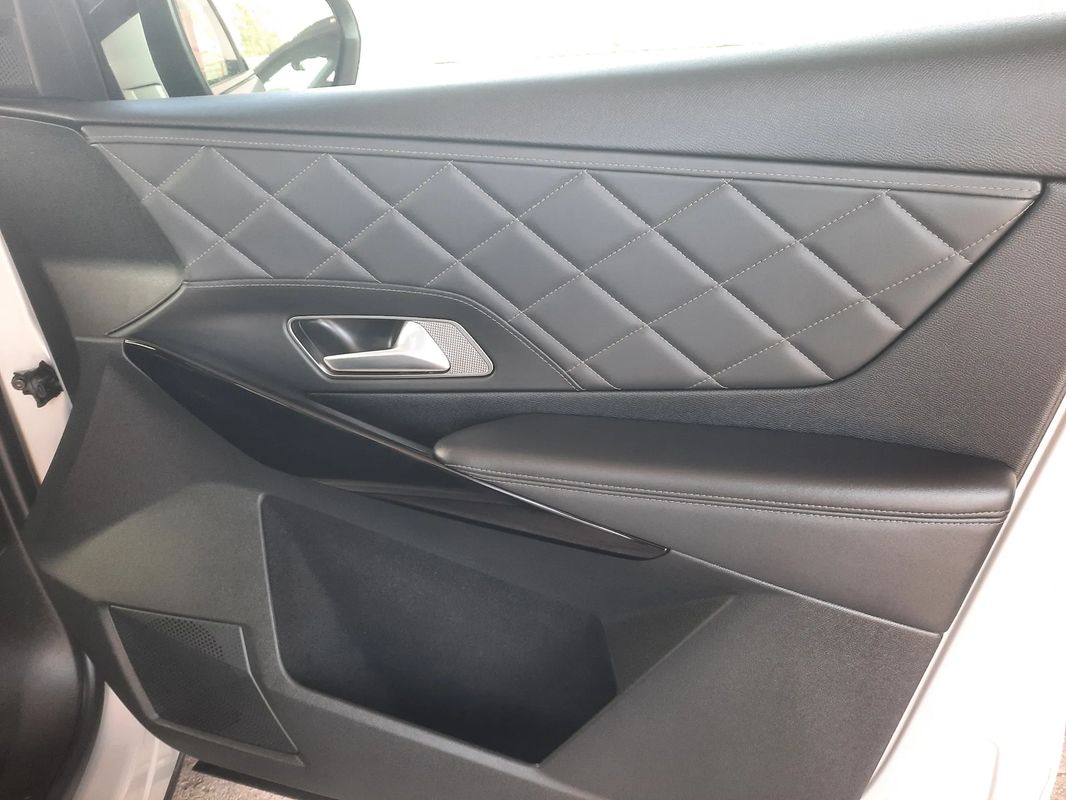 ds-ds-7-crossback-2023-hibrido-a-gasolina-1598cc