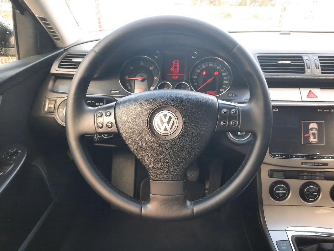 volkswagen-passat-variant-2007-diesel-1968cc