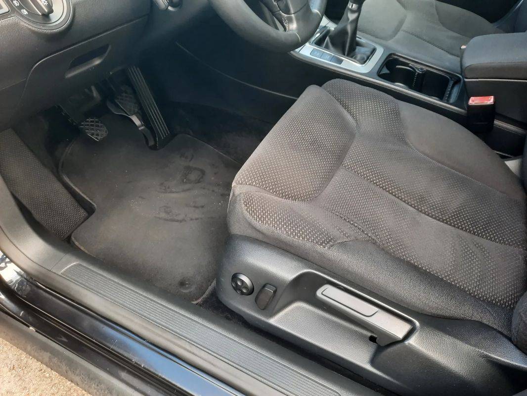 volkswagen-passat-variant-2007-diesel-1968cc