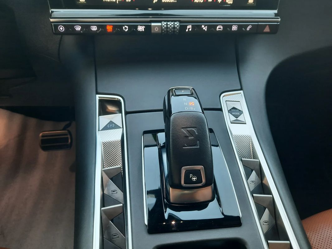 ds-ds-7-crossback-2021-hibrido-a-gasolina-1598cc