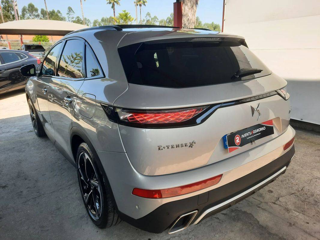ds-ds-7-crossback-2022-hibrido-a-gasolina-1598cc