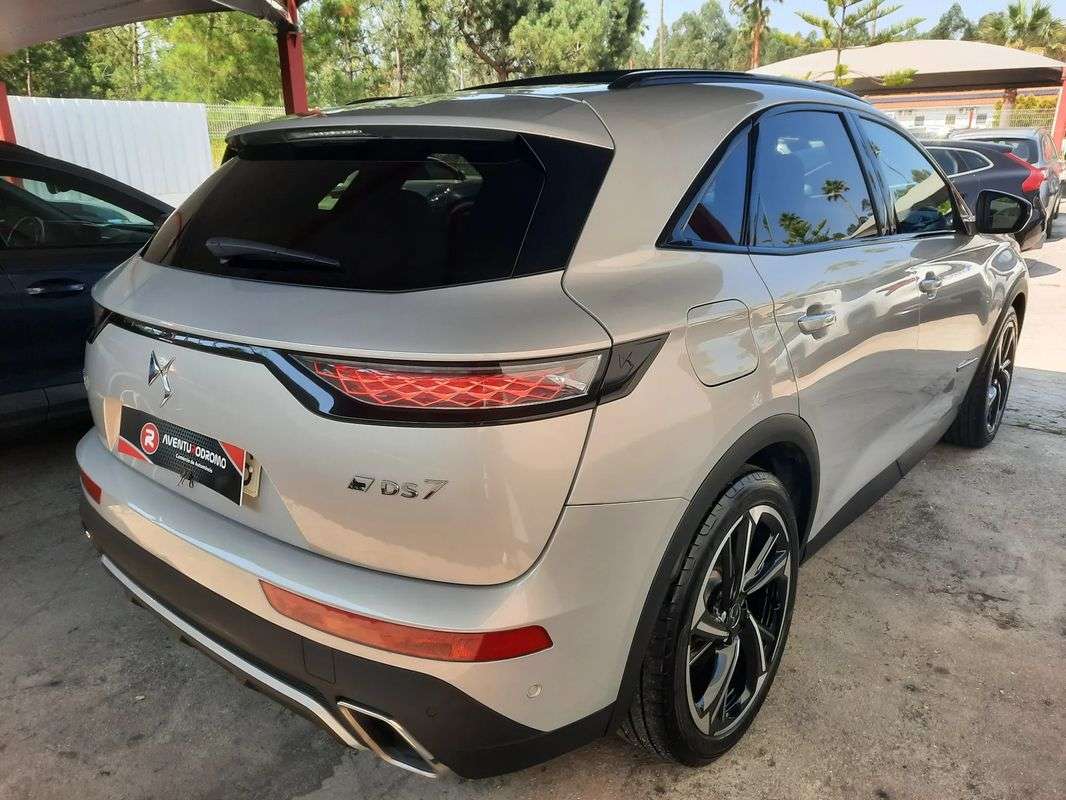 ds-ds-7-crossback-2022-hibrido-a-gasolina-1598cc