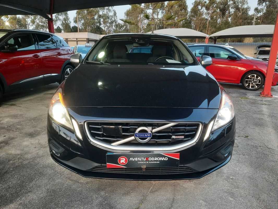 volvo-v60-2012-diesel-1560cc