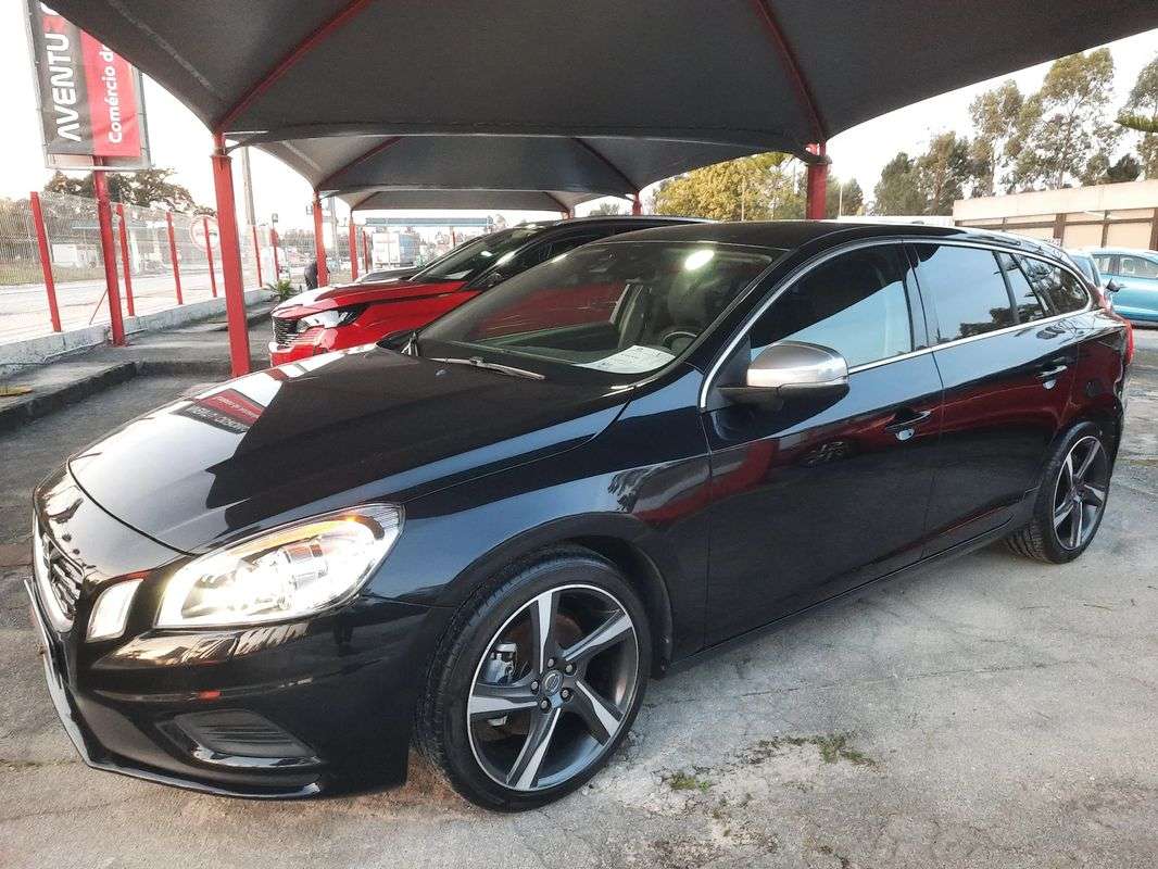 volvo-v60-2012-diesel-1560cc