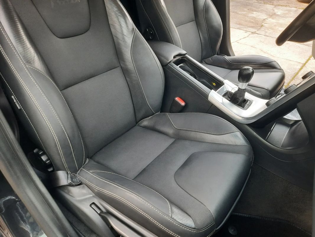 volvo-v60-2012-diesel-1560cc