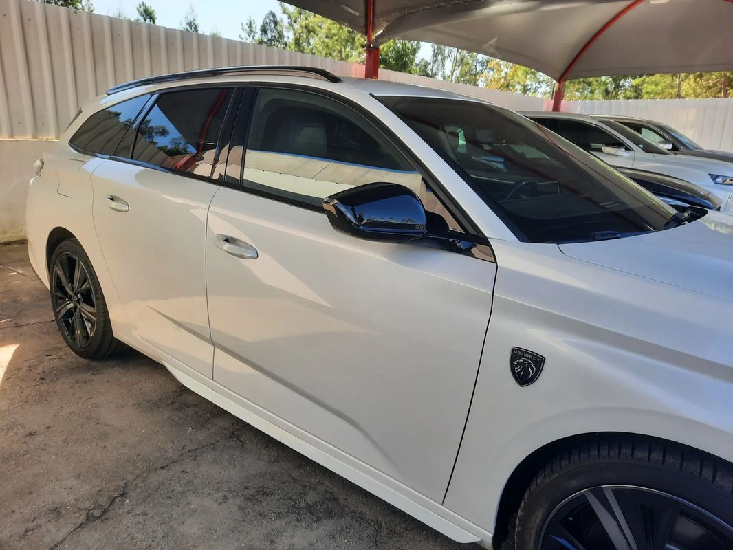 peugeot-308-sw-2022-hibrido-a-gasolina-1598cc