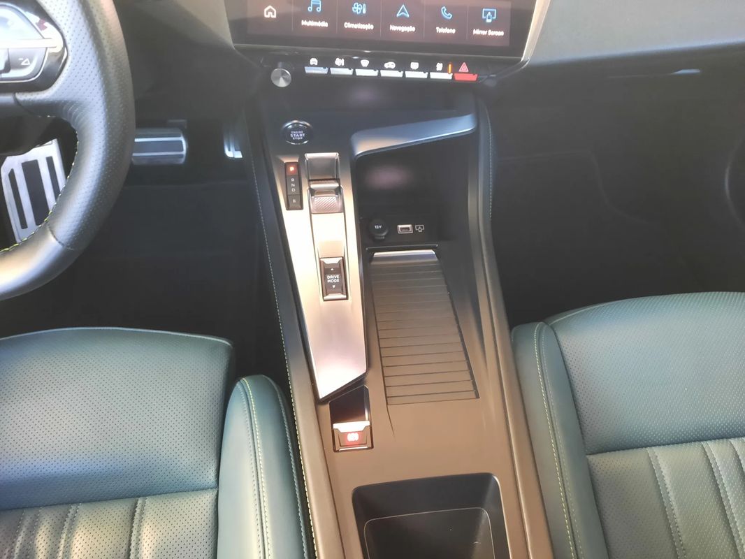 peugeot-308-sw-2022-hibrido-a-gasolina-1598cc