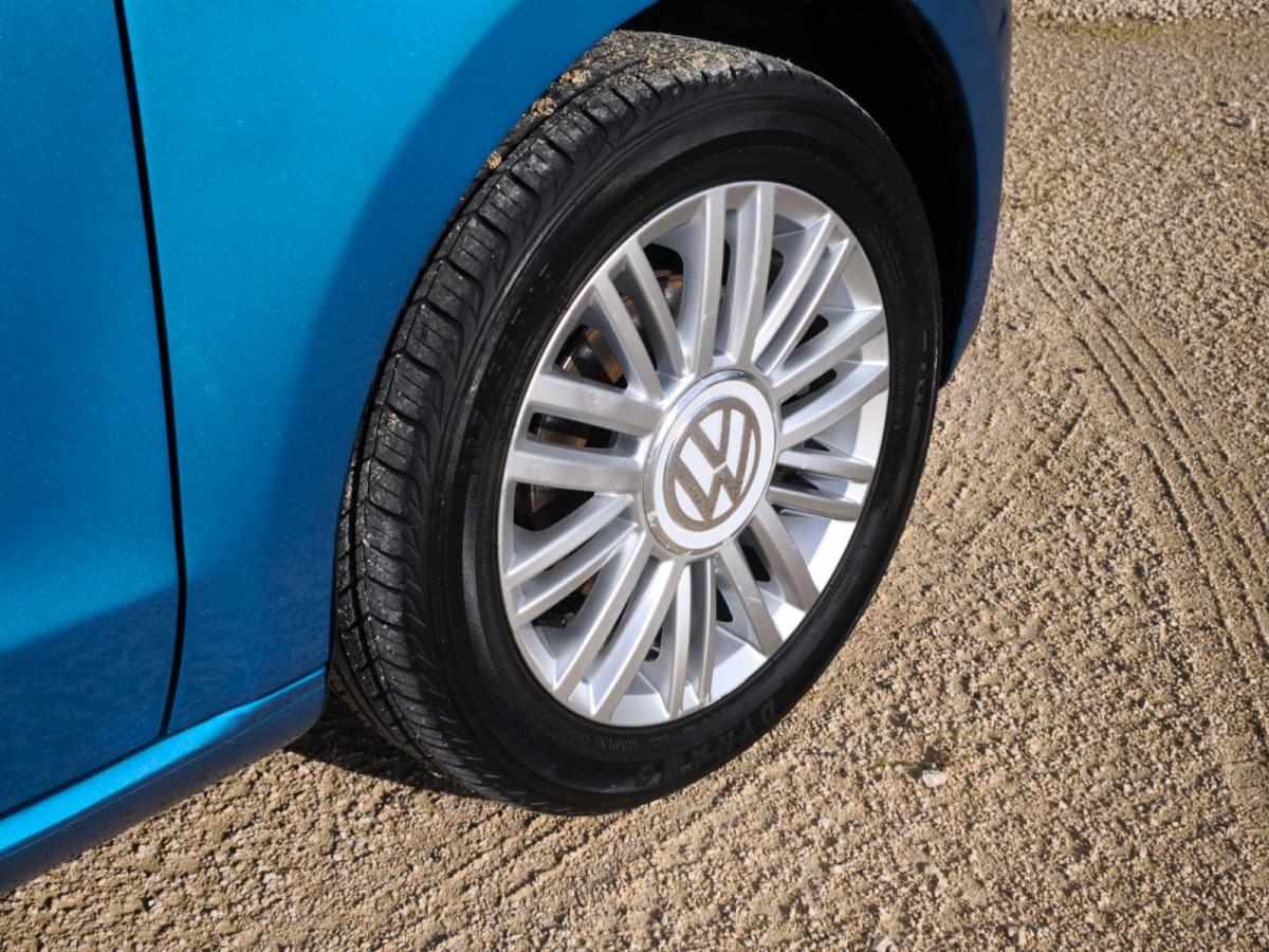 volkswagen-up-1-0-mpi-2019-gasolina-999cc