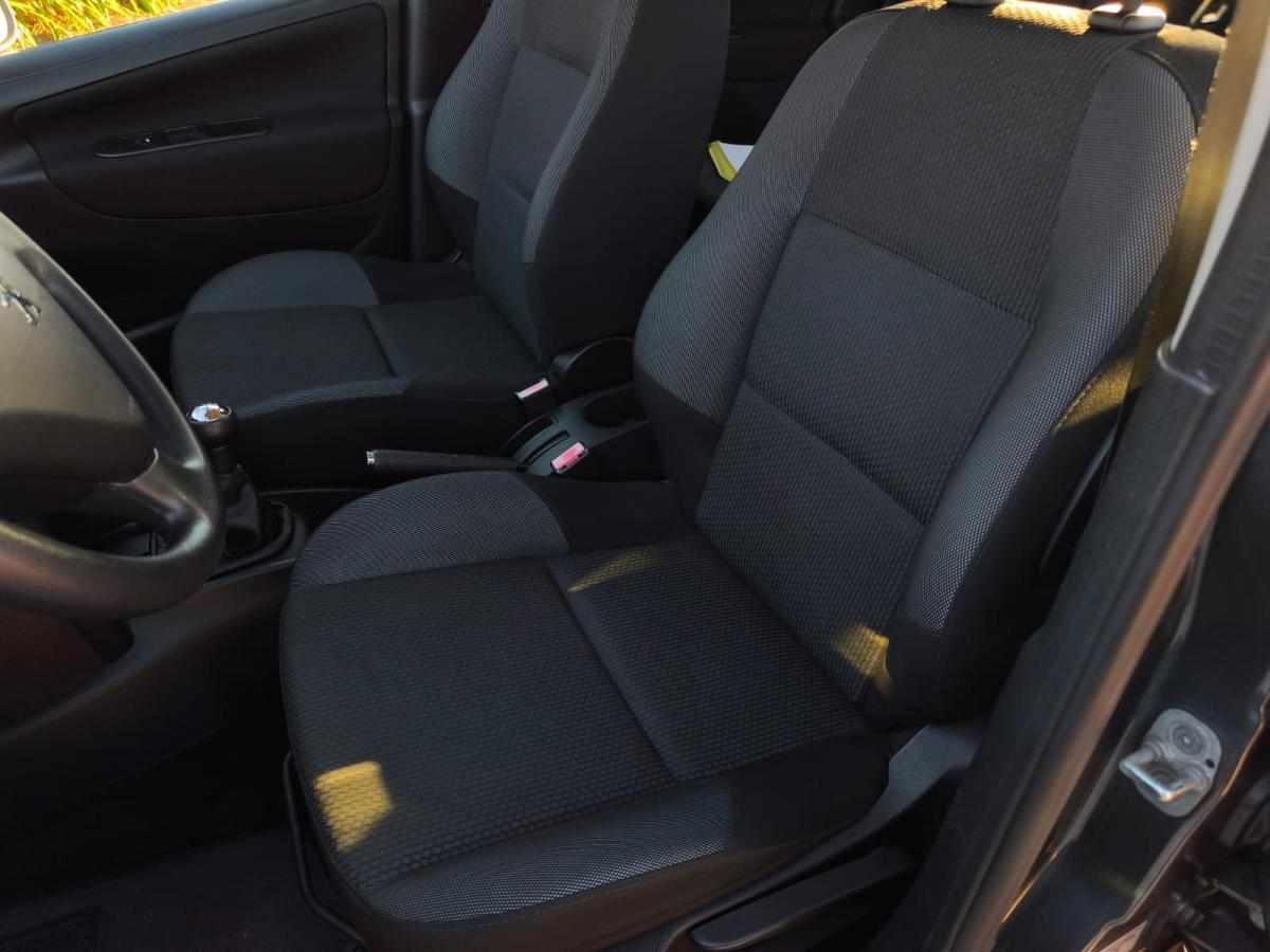 peugeot-207-1-4-hdi-2010-diesel-1398cc
